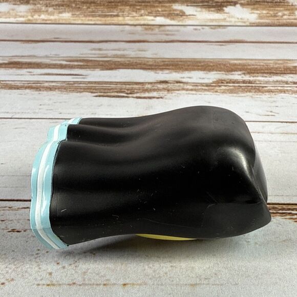 Funko Pop Iris 979 Fire Force OOB Animation With Insert - Picture 3 of 5